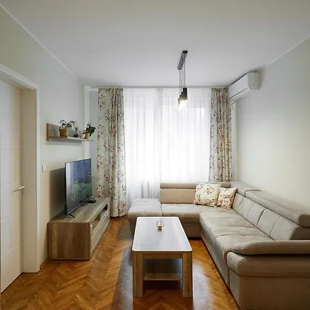 Apartment 2 *